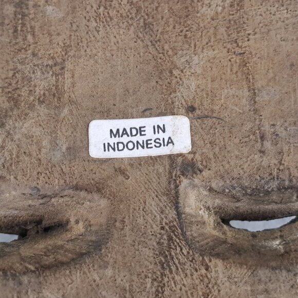 Handcrafted Tribal Wooden Mask Wall Hanging Home Decor Made in Indonesia 30 cm - Picture 9 of 10